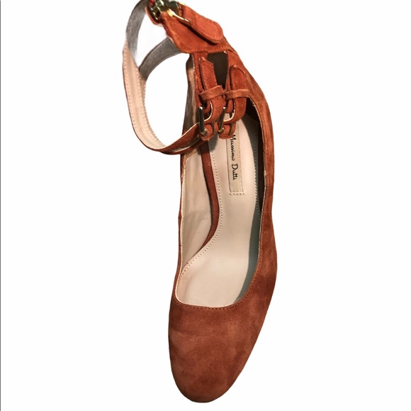 Massimo Dutti- Suede look heels - Picture 5 of 8